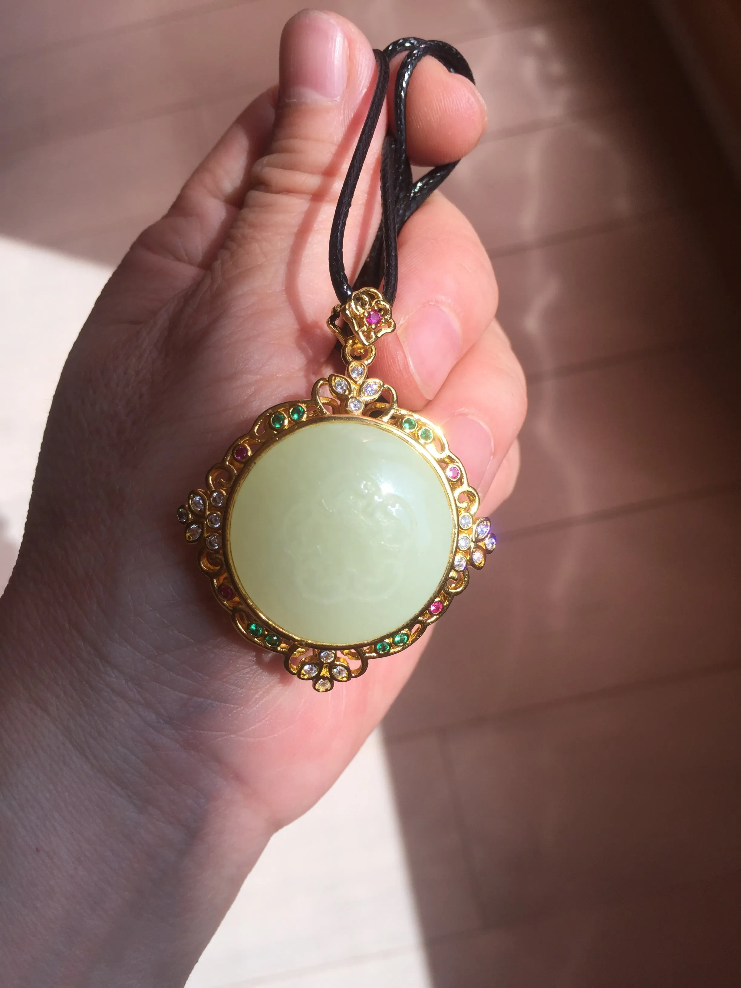 100% Natural yellow/green Hetian nephrite Jade(和田黄玉) pendant HF84