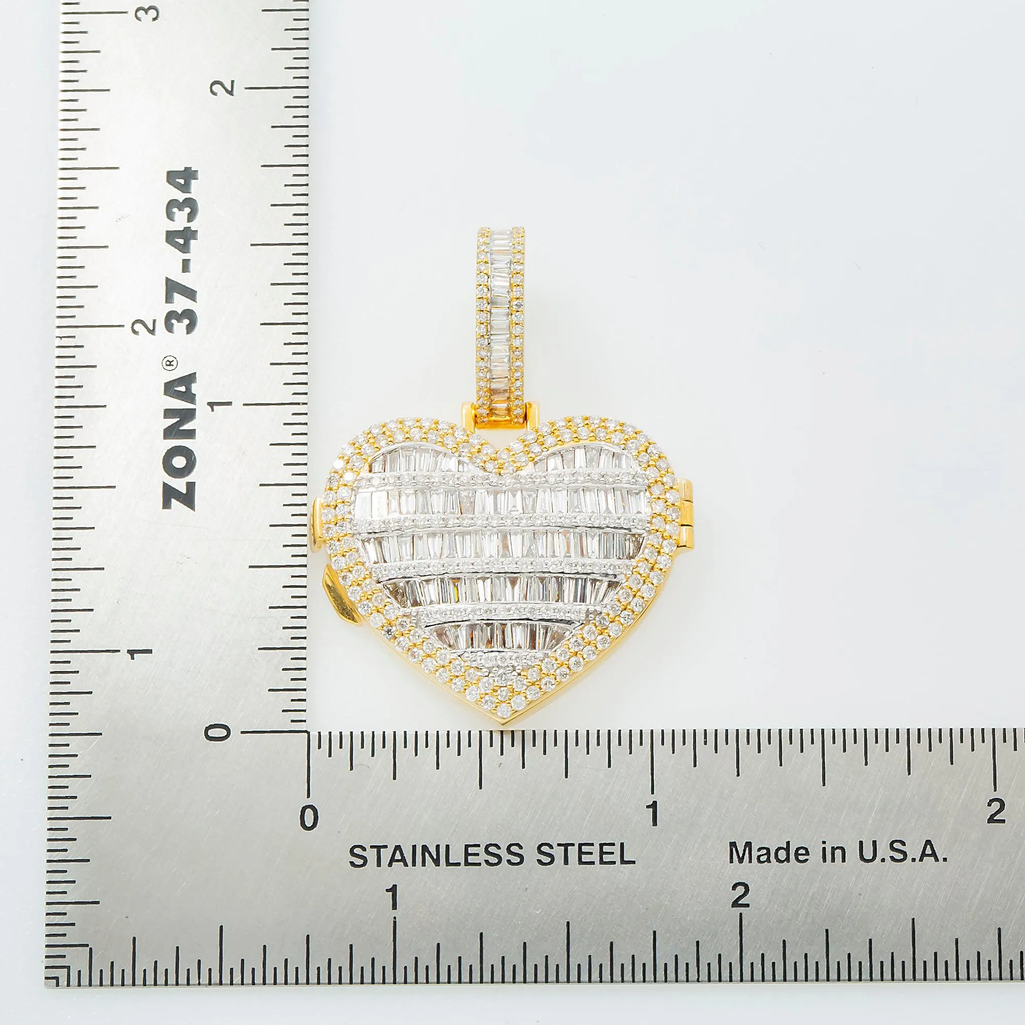 10K GOLD BAGUETTE DIAMOND HEART LOCKET PENDANT 3.28 CT