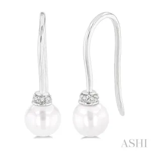 1/20 ctw Petite 5.5 MM Cultured Pearls and Round Cut Diamond Fashion Earring in 10K White Gold