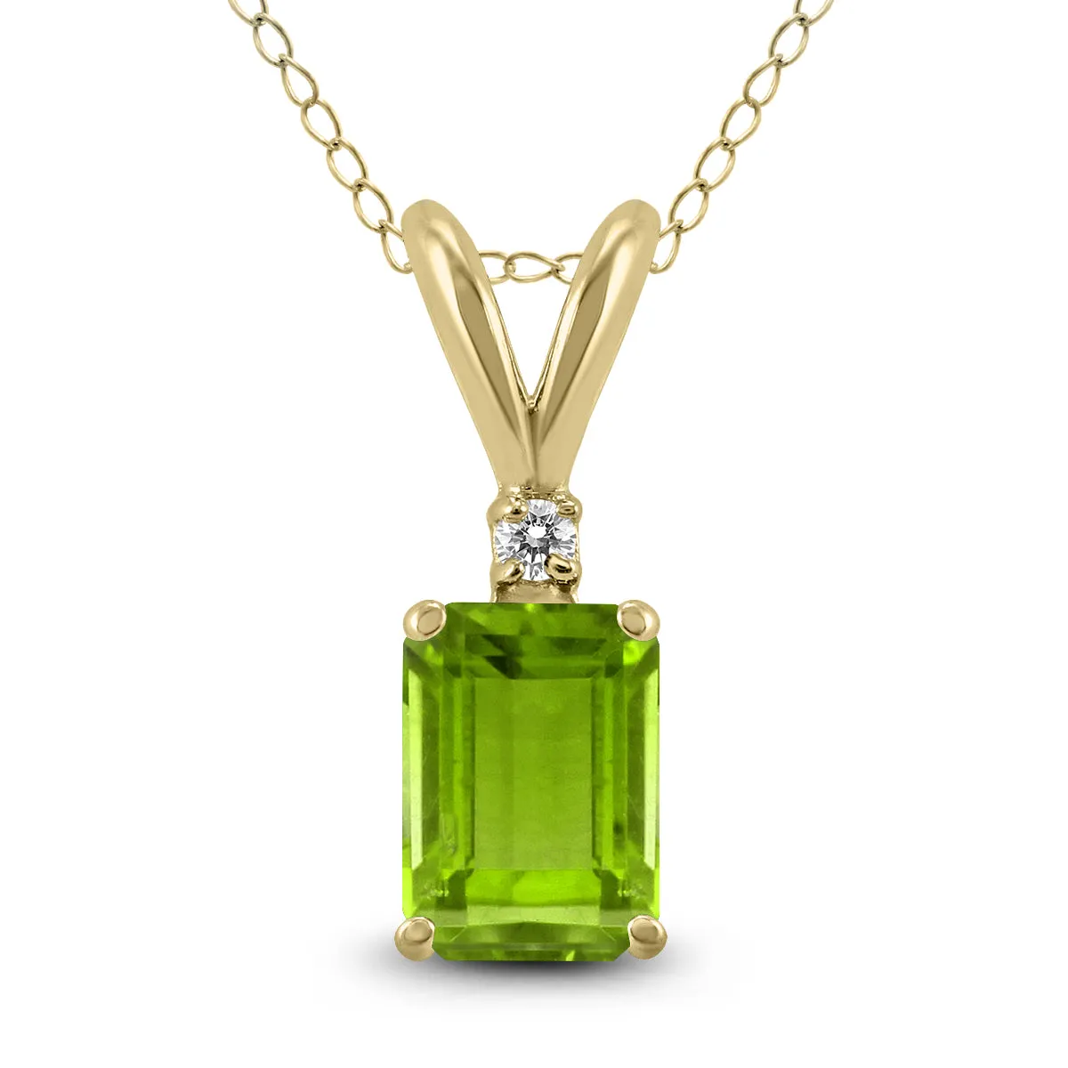 14K Yellow Gold 8X6Mm Emerald Shaped Peridot And Diamond Pendant