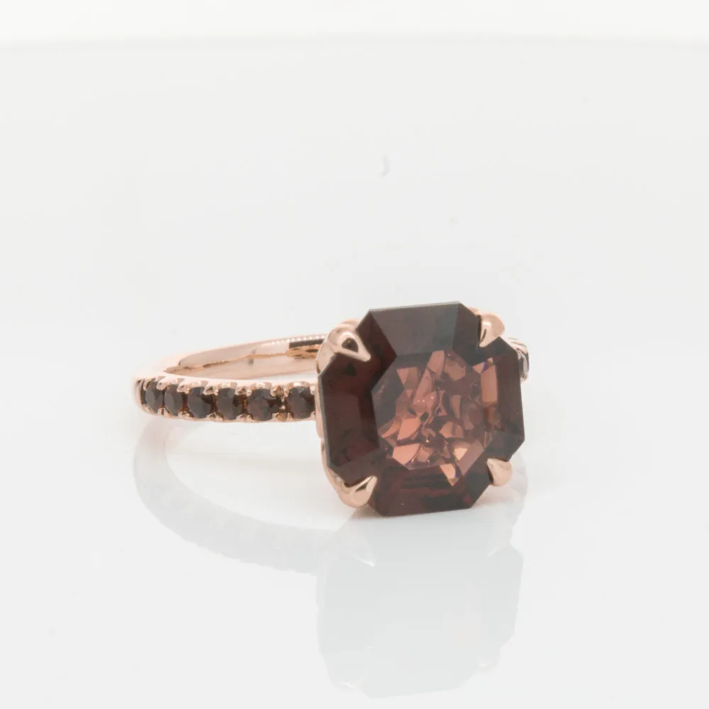 18ct Rose Gold Garnet Octavus Ring