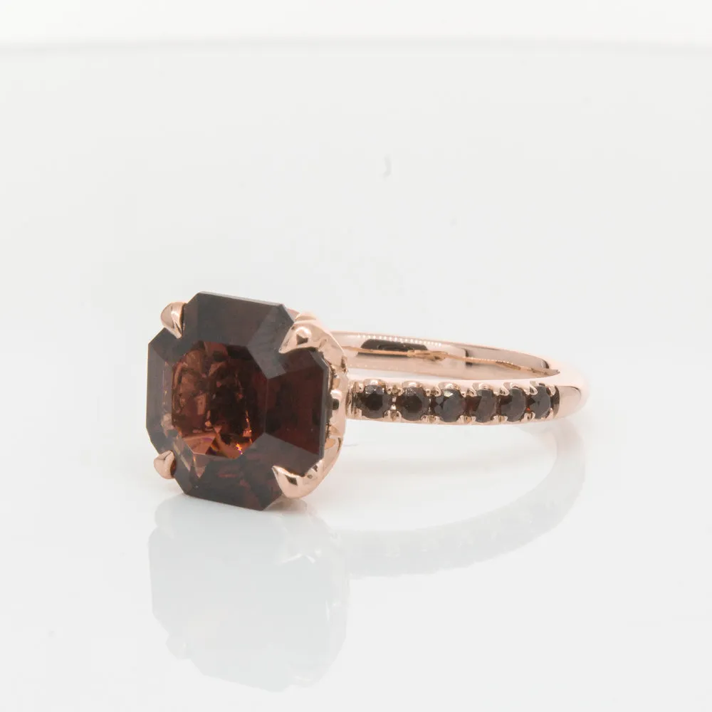 18ct Rose Gold Garnet Octavus Ring