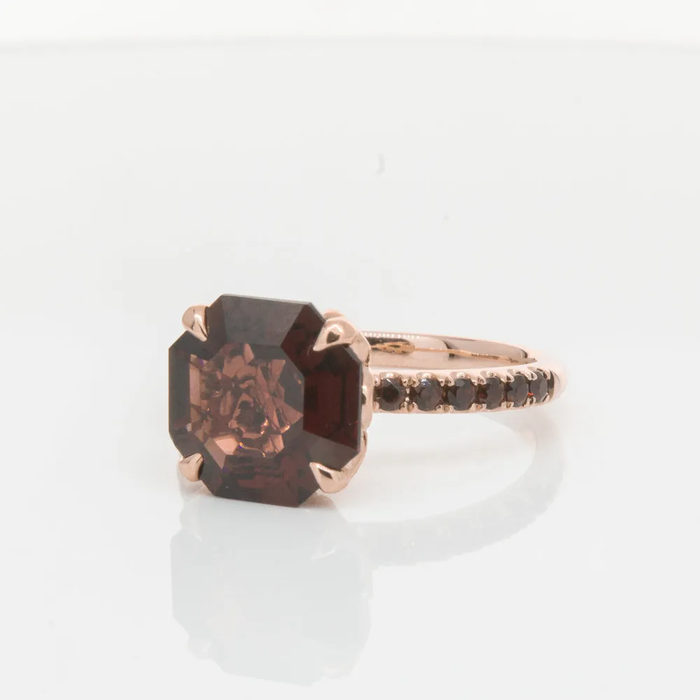 18ct Rose Gold Garnet Octavus Ring