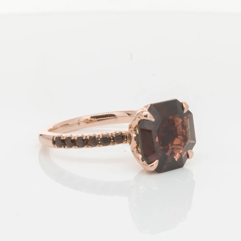 18ct Rose Gold Garnet Octavus Ring