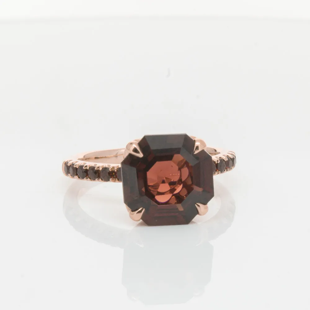 18ct Rose Gold Garnet Octavus Ring