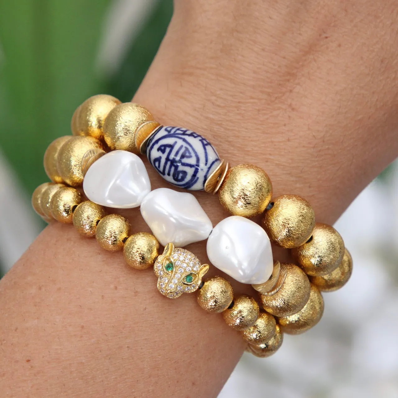 Blue and White Oval Beaded Stretch Bracelet