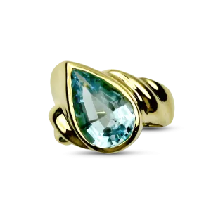 Estate 14K Yellow Gold Blue Topaz Ring