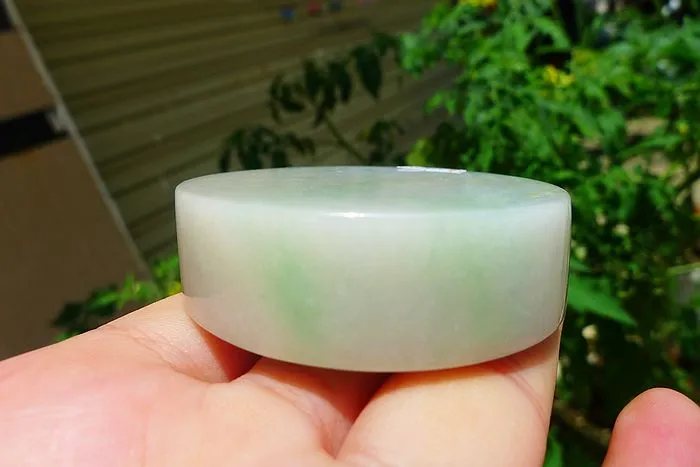 Natural Jade Rough Jadeite Raw (133g,5.5X5.5X1.6cm)