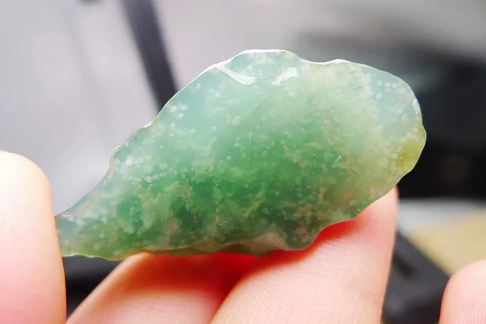 Natural Jade Rough Jadeite Raw (13.5g,4.1X1.9X1.1cm)