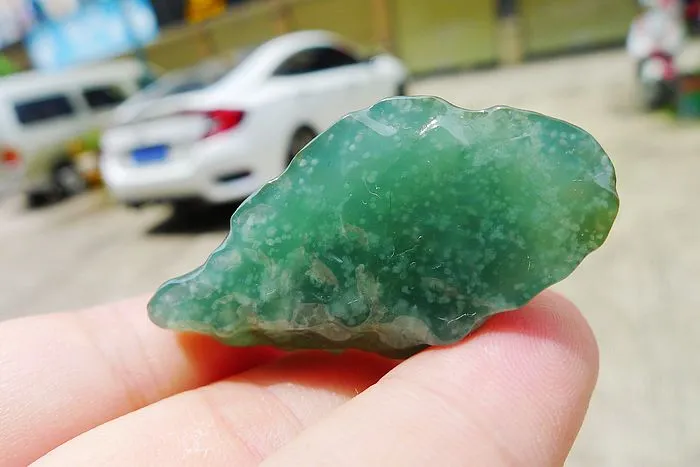 Natural Jade Rough Jadeite Raw (13.5g,4.1X1.9X1.1cm)