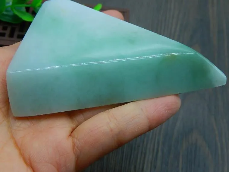 Natural Jade Rough Jadeite Raw (153g, 89X75X15.3mm)