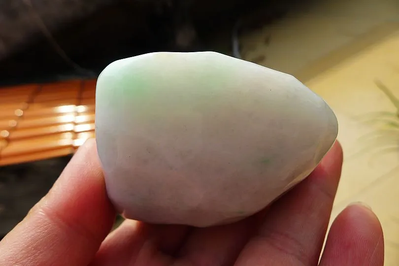 Natural Jade Rough Jadeite Raw (217g,6.3X5.5X3.5cm)