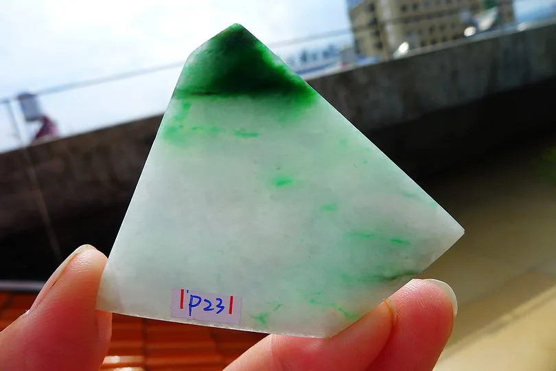 Natural Jade Rough Jadeite Raw (29g,5.2X5.2X0.45cm)