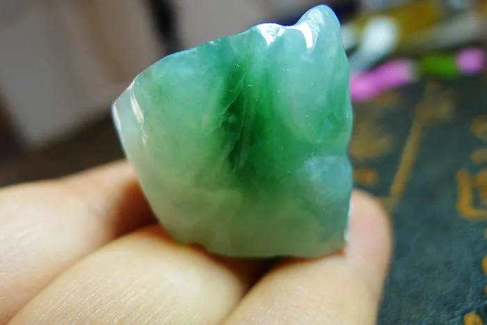 Natural Jade Rough Jadeite Raw (39g,4.2X2.8X2.6cm)