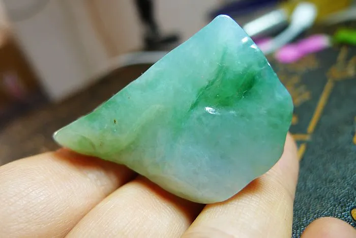 Natural Jade Rough Jadeite Raw (39g,4.2X2.8X2.6cm)