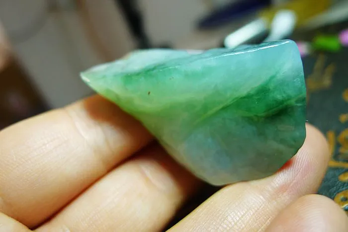 Natural Jade Rough Jadeite Raw (39g,4.2X2.8X2.6cm)