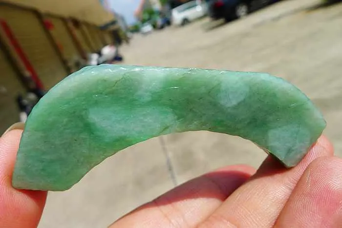 Natural Jade Rough Jadeite Raw (40g,7.7X2.1X0.9cm)