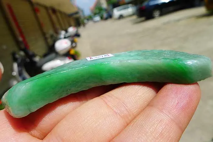 Natural Jade Rough Jadeite Raw (40g,7.7X2.1X0.9cm)