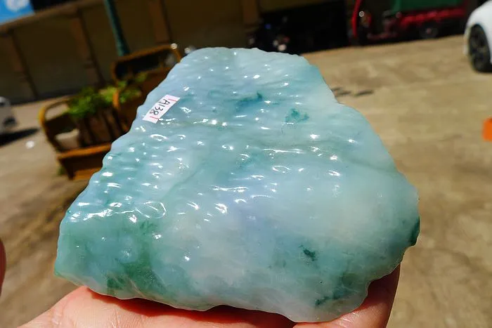 Natural Jade Rough Jadeite Raw (437g,9.8X8X4.6cm)