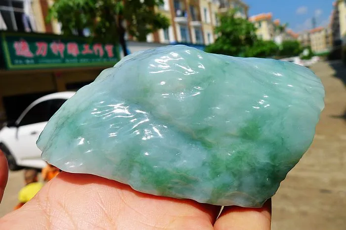 Natural Jade Rough Jadeite Raw (437g,9.8X8X4.6cm)