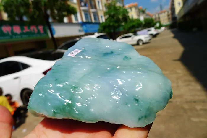 Natural Jade Rough Jadeite Raw (437g,9.8X8X4.6cm)