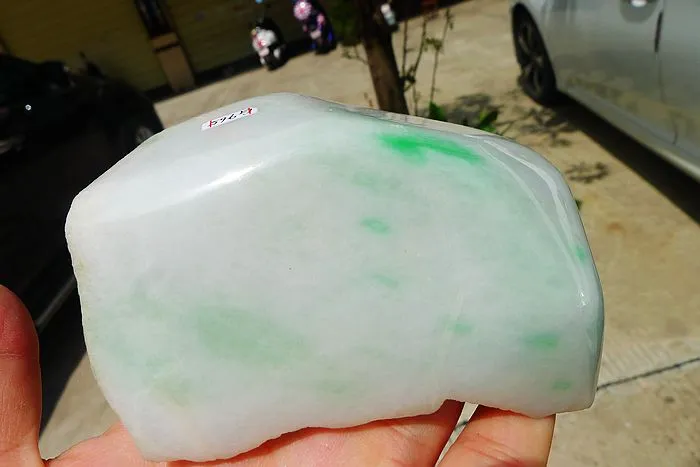 Natural Jade Rough Jadeite Raw (507g,10.5X7.5X3.7cm)