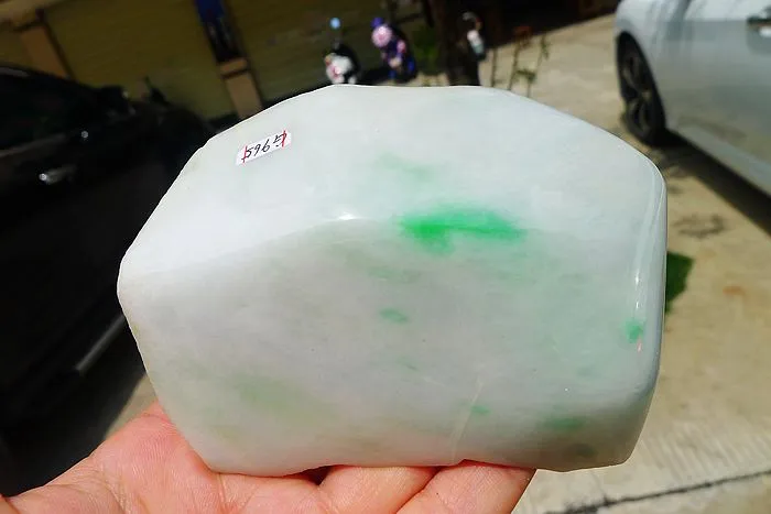 Natural Jade Rough Jadeite Raw (507g,10.5X7.5X3.7cm)