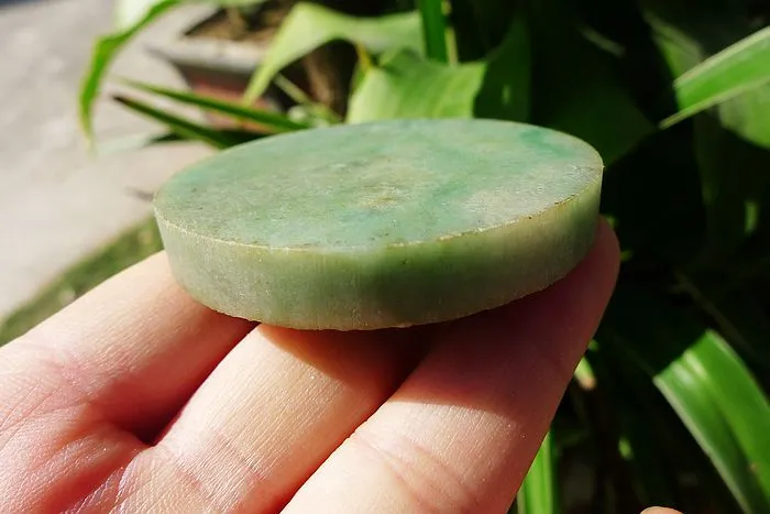 Natural Jade Rough Jadeite Raw (66g,5.4X5.4X0.8cm)