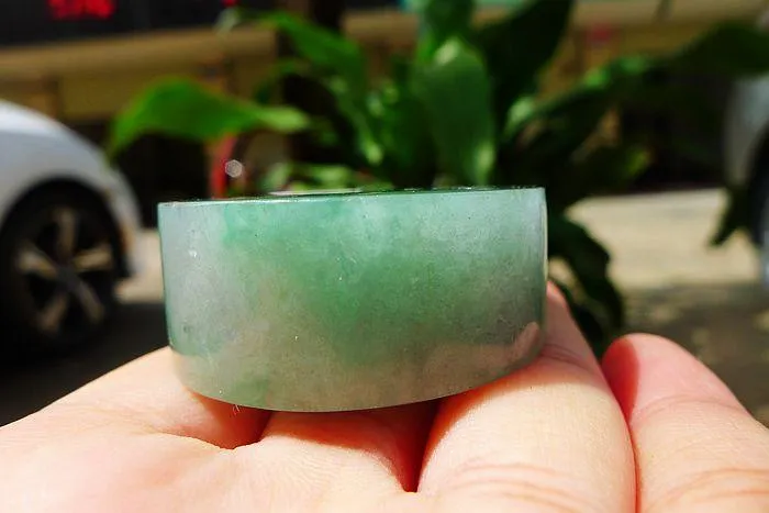 Natural Jade Rough Jadeite Raw (68g,4X1.5cm)