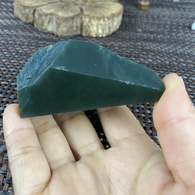 Natural Kunlun Jade Rough Nephrite Raw (145g,7.4X4.8X3.0cm)