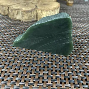 Natural Kunlun Jade Rough Nephrite Raw (145g,7.4X4.8X3.0cm)