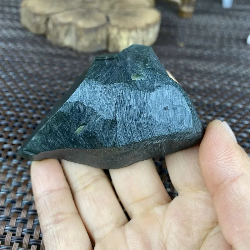 Natural Kunlun Jade Rough Nephrite Raw (145g,7.4X4.8X3.0cm)