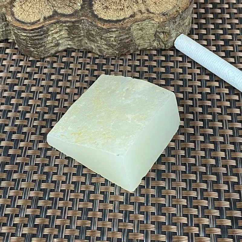 Natural Kunlun Jade Rough Nephrite Raw (80g,4.4X4.2X2.2cm)