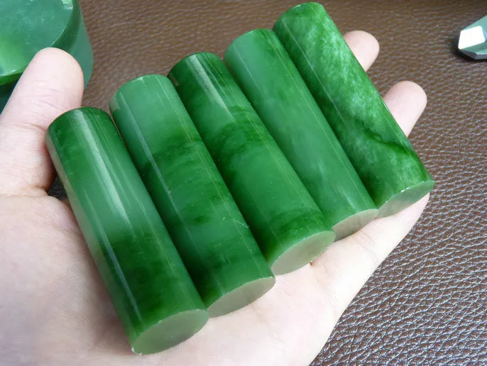 Natural Siberian Jade Russia nephrite Jade Rough Five Pieces High-end Collection(55g, 6.5X1.9X1.9cm)