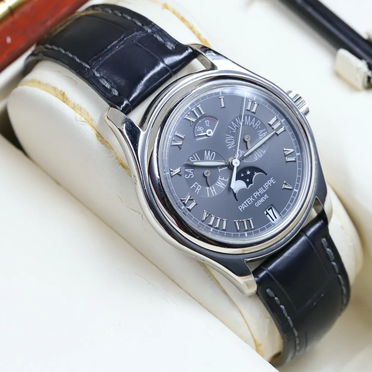 Patek Philippe<br>5056P Complications Annual Calendar Moonphase