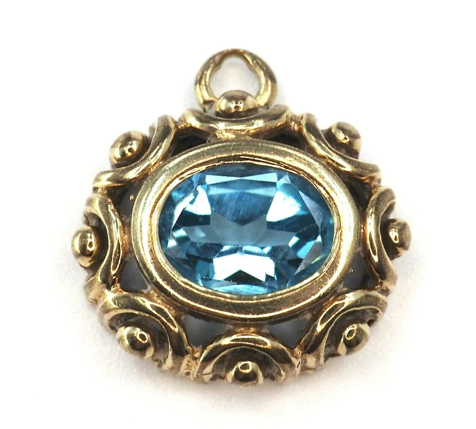 Topaz Pendant 9ct Yellow Gold Pendant