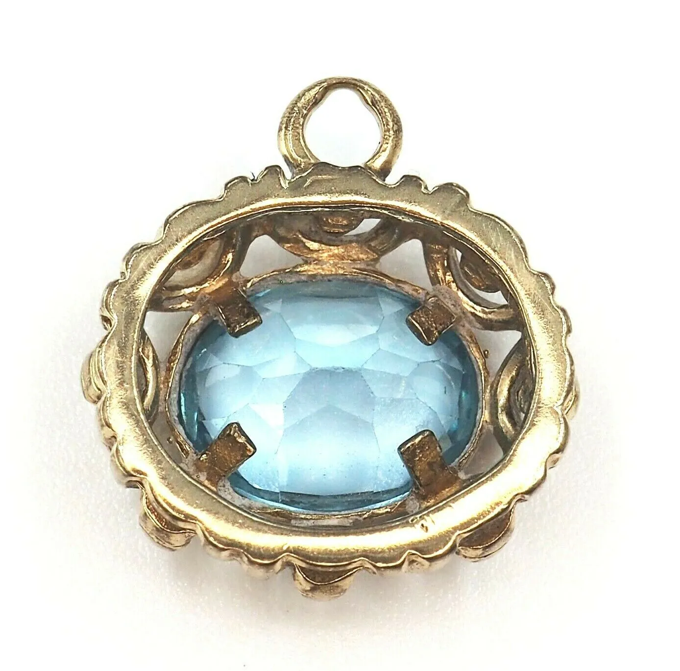 Topaz Pendant 9ct Yellow Gold Pendant